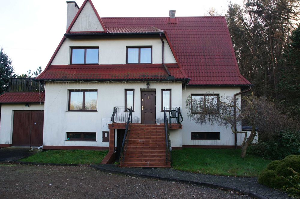 Okazja - dom jedno lub dwurodzinny na dużej działce przy lesie