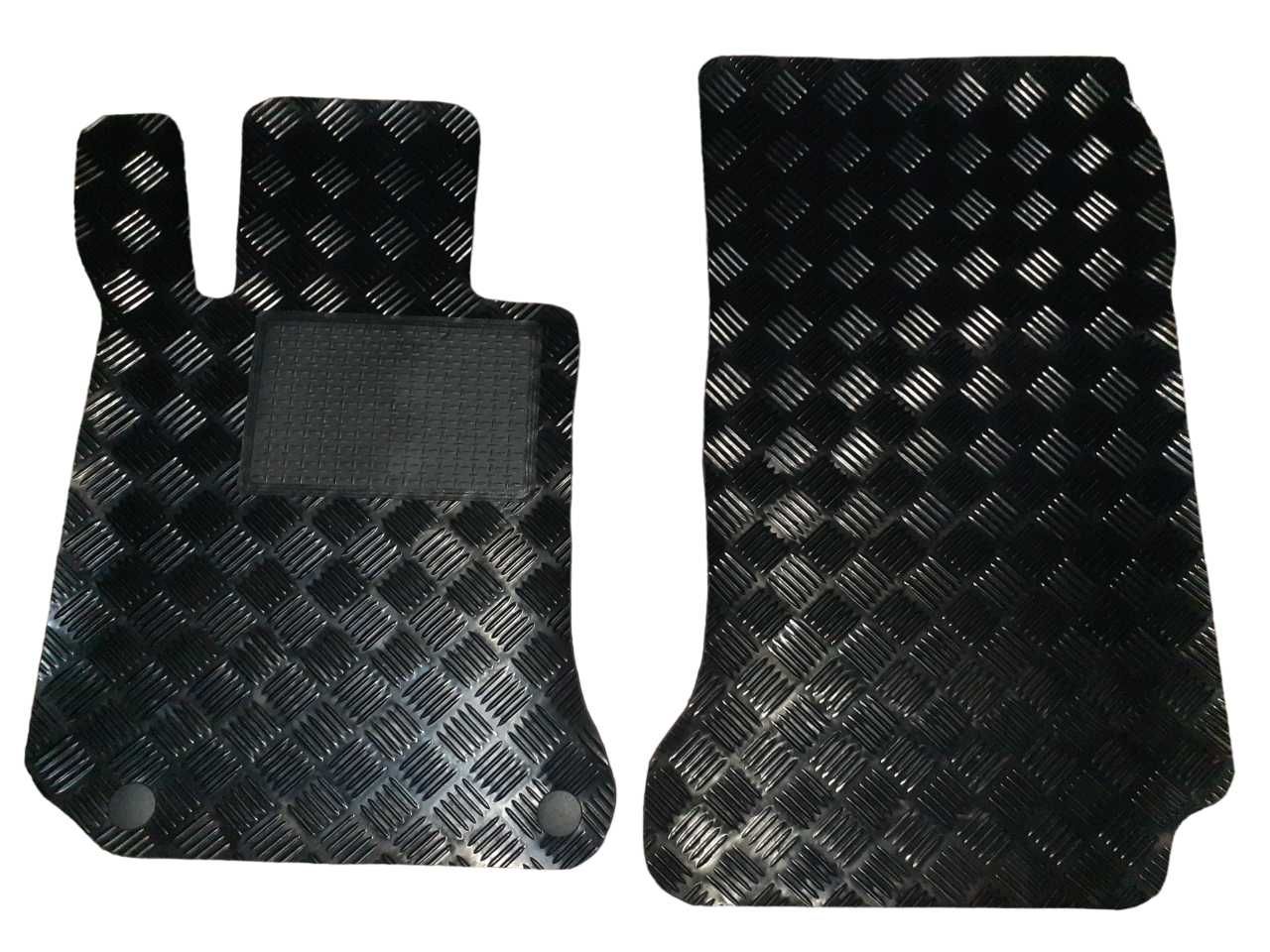2 Tapetes - BORRACHA - Mercedes C (de 2007 a 2014)