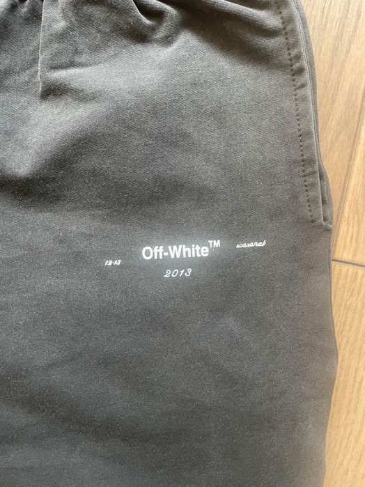 Off-White krótkie spodenki szorty rozm M Off White