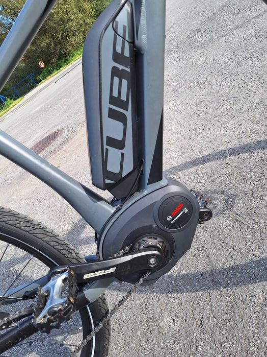 Rower Elektryczny Cube Reaction Hybrid Performance CX