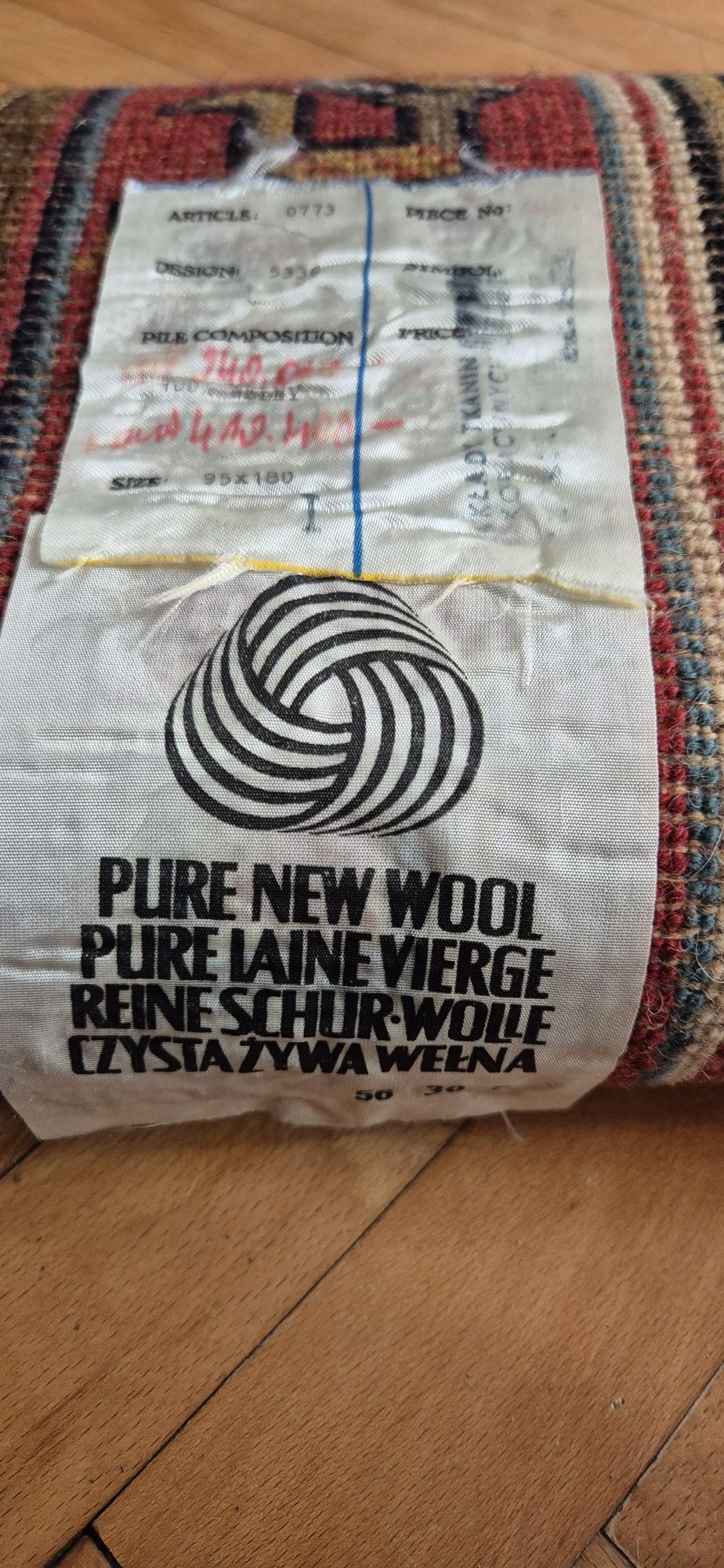 Piękny stary dywan wełniany z metką design PRL