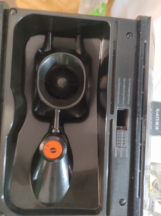 Ekspres do kawy Krups używany cieknie woda