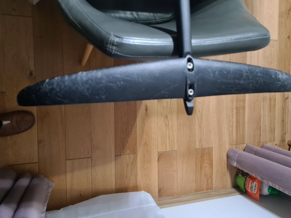 Stardboard foil super cruiser windsurfing.