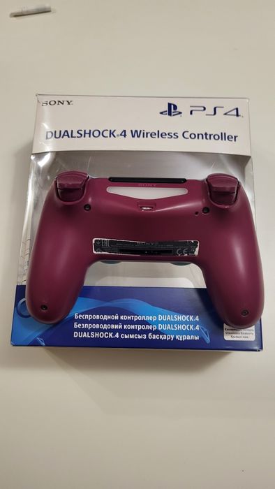 Геймпад Sony DualShock 4 V2 Berry Blue