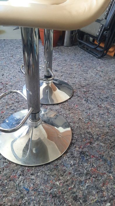 Hokery 2szt./siedziska skóra krem