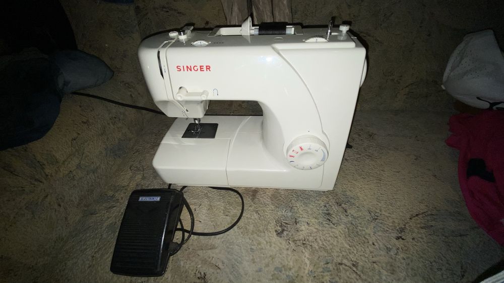 Швейная машинка SINGER 1507