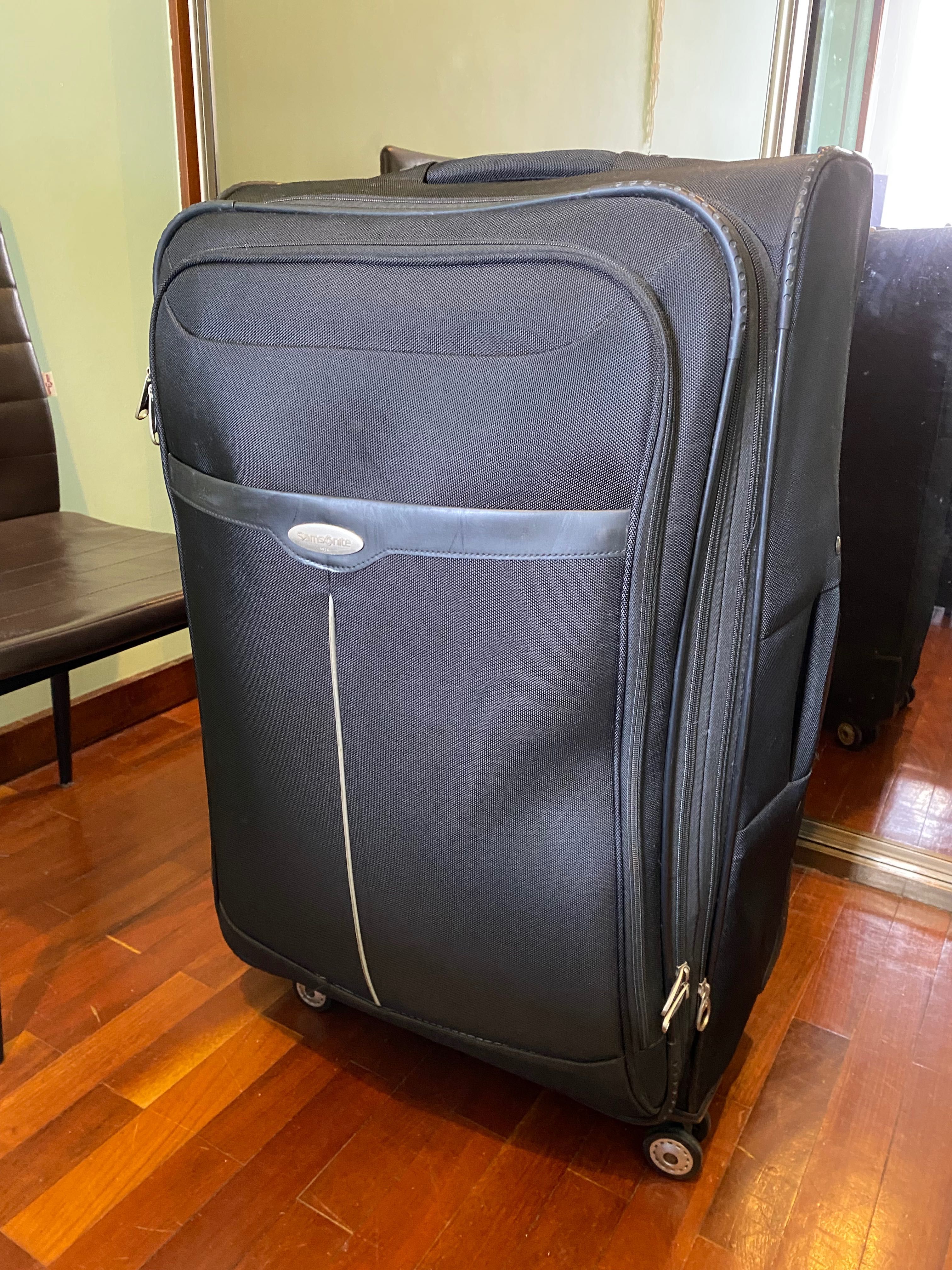 Mala de viagem samsonite preta 32kg grande