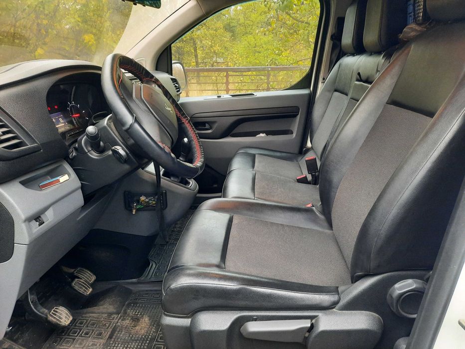 Продам авто Pegout 2018