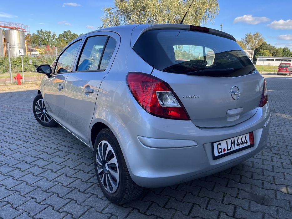Opel corsa 1.2 Niemiec bardzo ladna niska cena