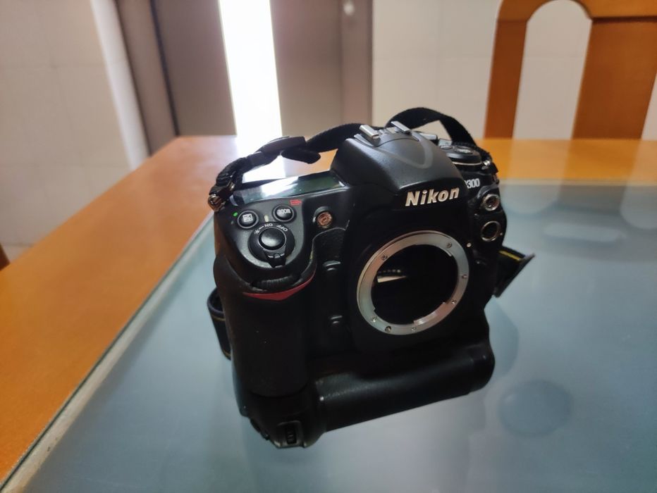 Nikon D300 para peças