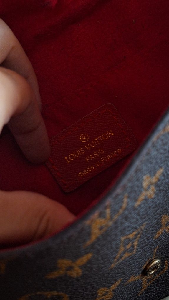 Сумка Louis Vuitton