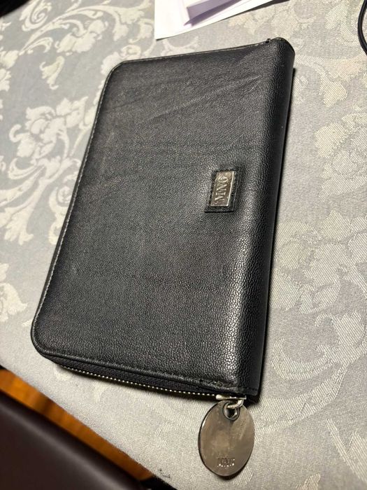 Porta moedas e porta cartões da MNG