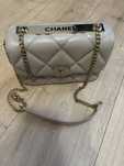 Torebka Chanel..