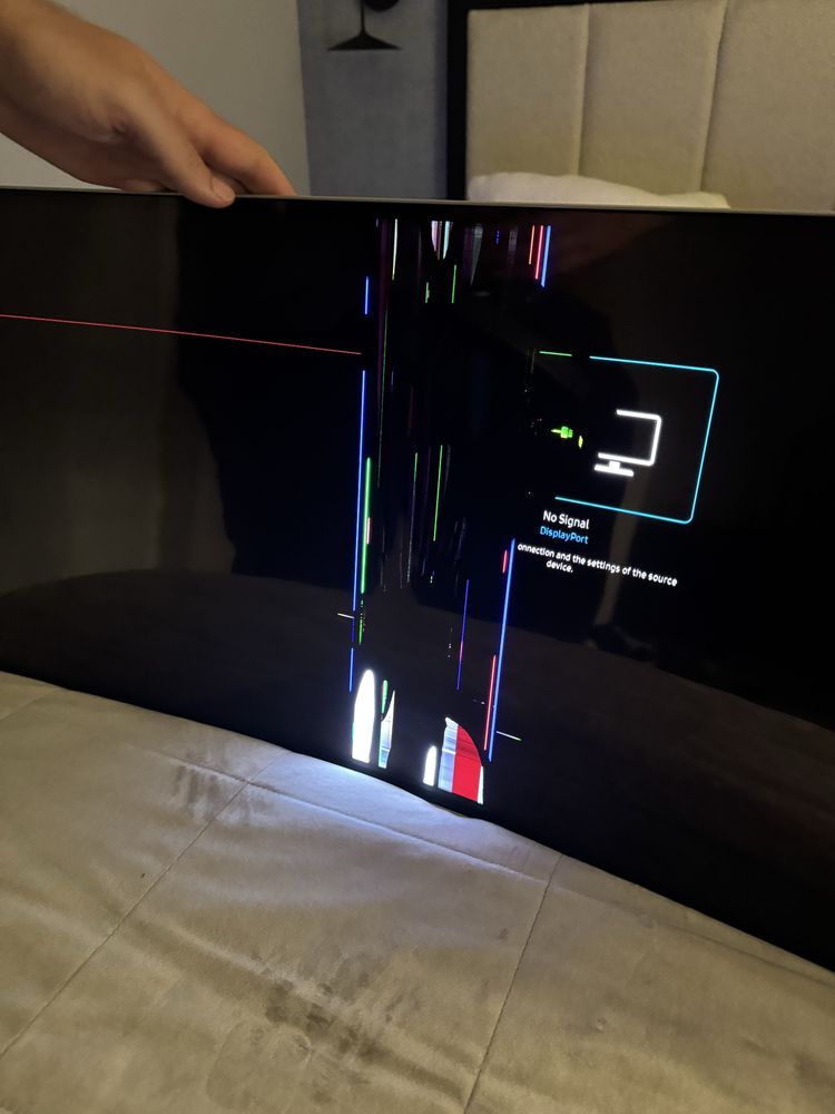 Monitor Samsung OLED G9 49” - uszkodzona matryca, wlacza sie,na czesci