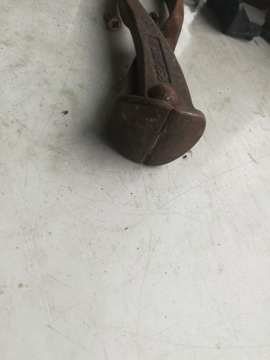 Stare szczypce kleszcze 2szt