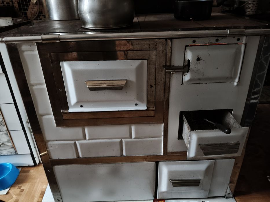 Piec kuchenny kaflowy