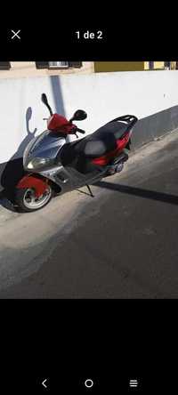 Scooter Marca Peugeot 125