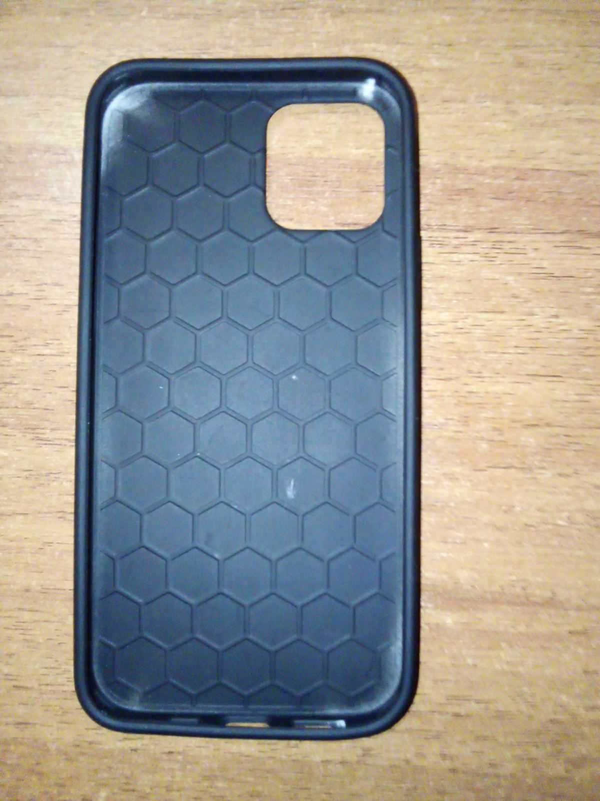 Бампер ребристый силиконовый на Apple iPhone 12 (6.1) чёрный