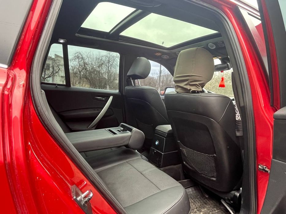 Продам BMW x3 e83