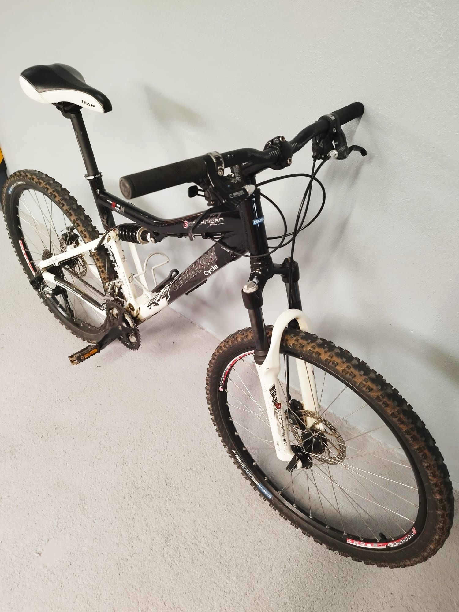Bicicleta Decathlon Rockrider 26" (em bom estado)