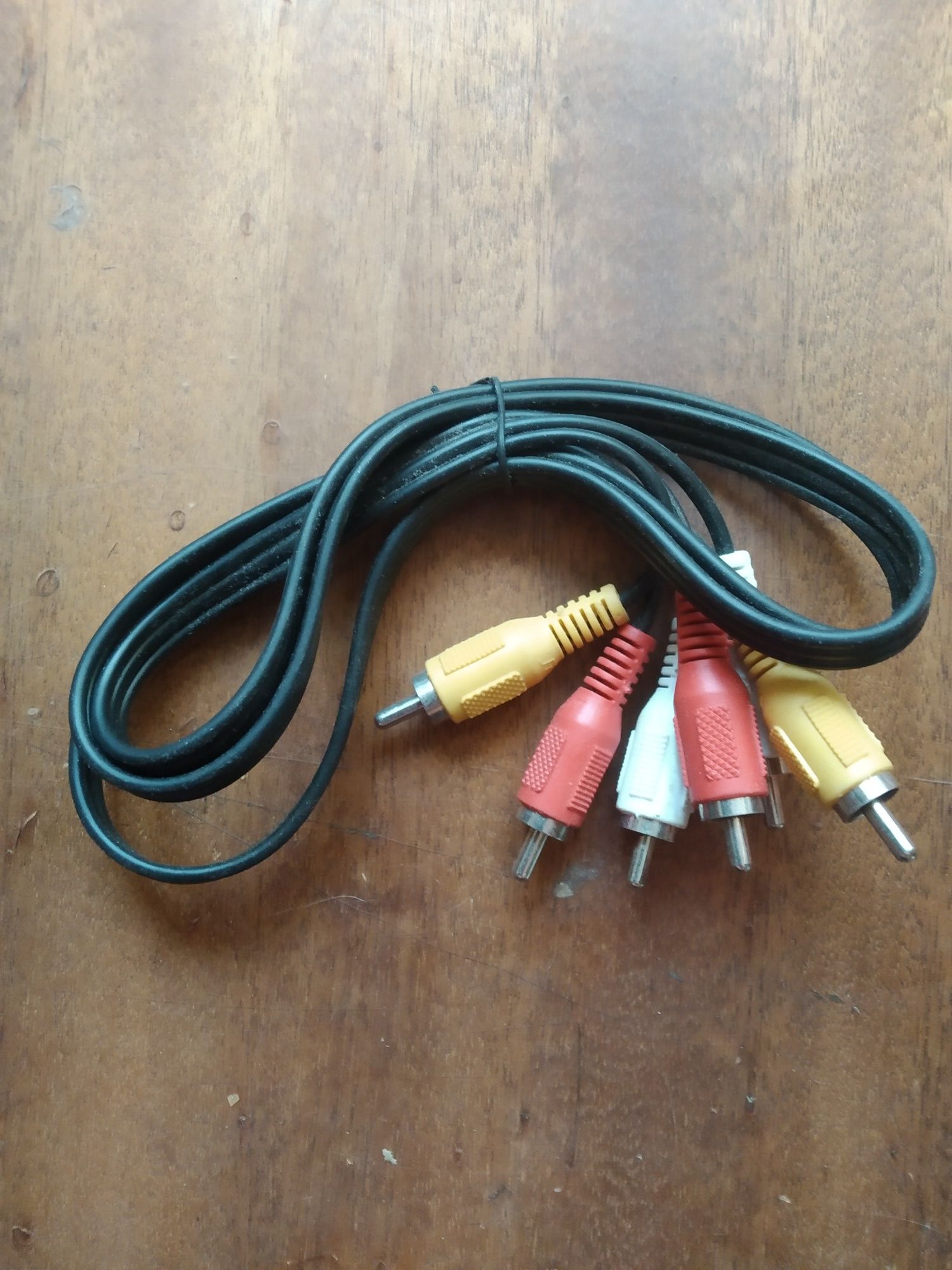 Кабель 3х3 RCA AV Тюльпаны (колокольчики, желтый, красный, белый) 1.5