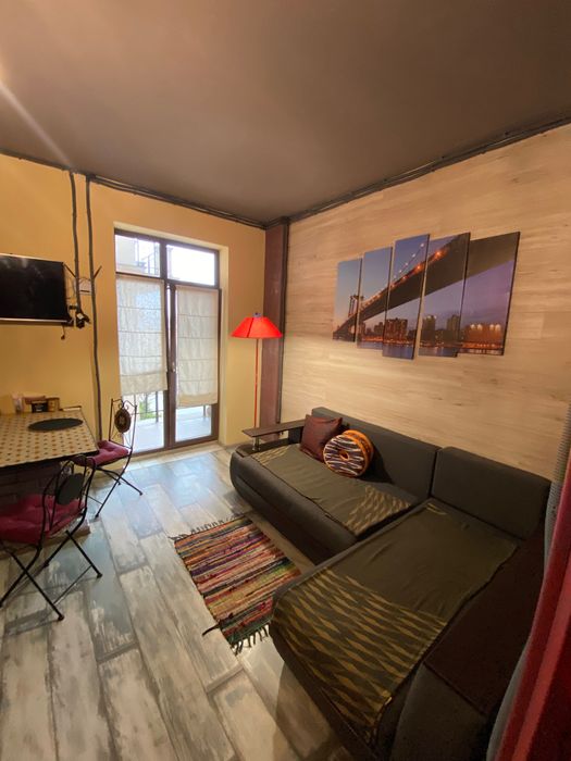 Сдам квартиру.длительно по месячно .Жк Авторский