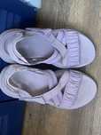 Босоножки skechers лавандового цвета