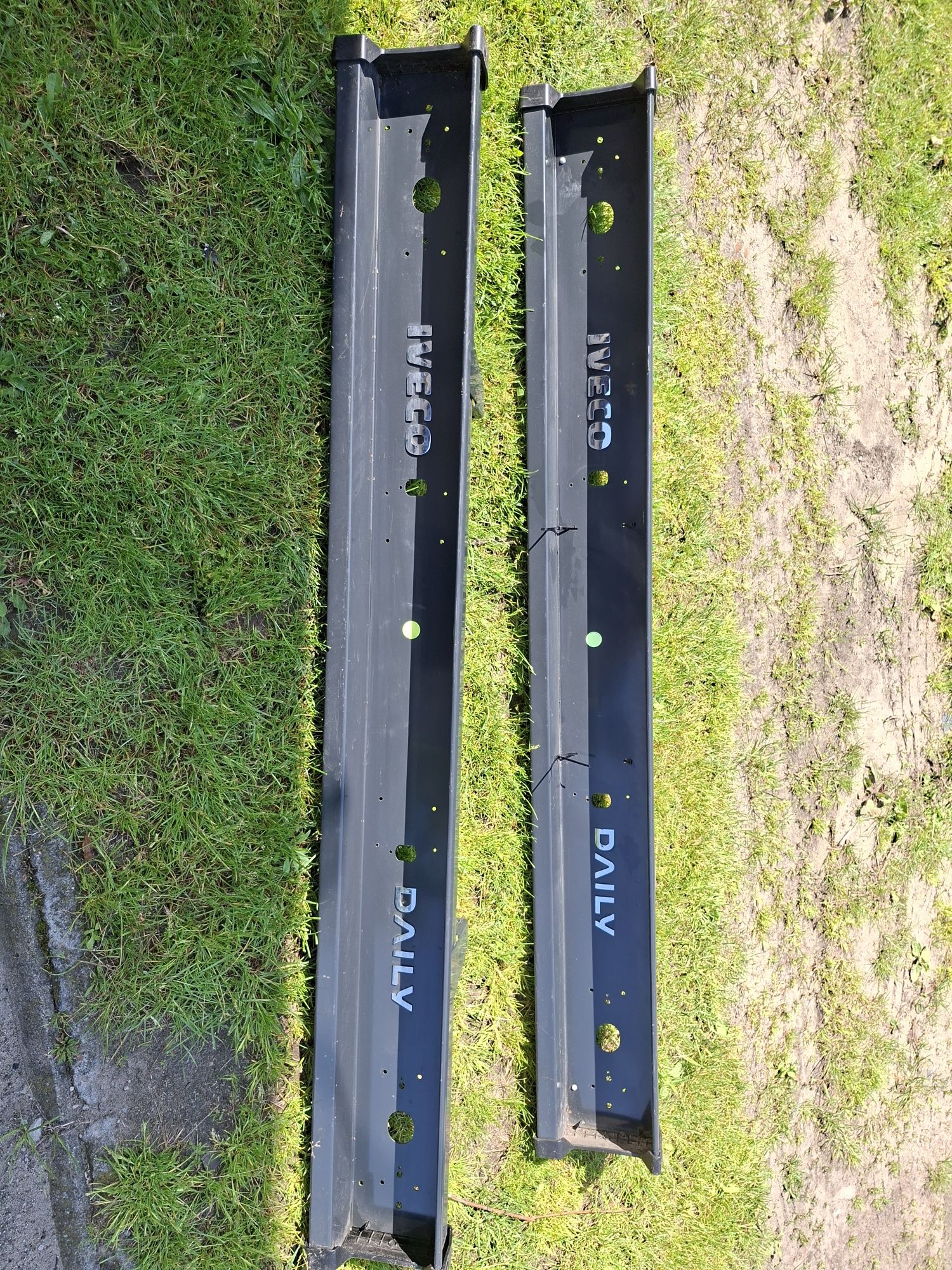Zderzak tył, belka zderzaka IVECO DAILY 35C S