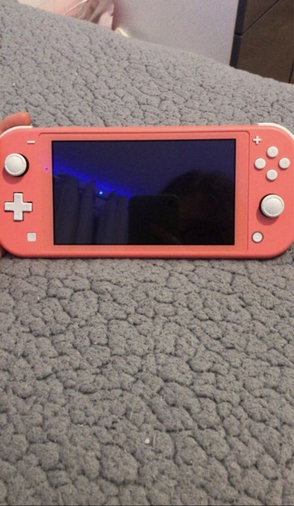 nitendo switch lite coral/pink +dwie gry i oryginalny kabel