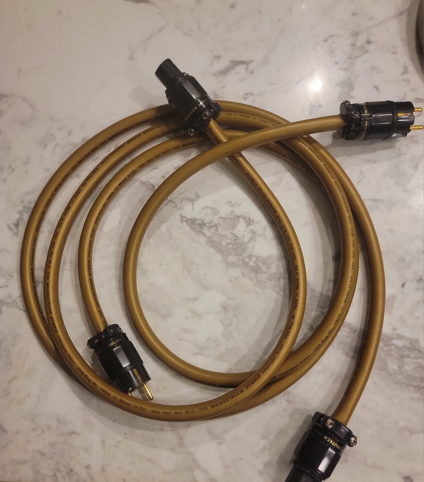 Силовий кабель Van den Hul The Mainsstream (2m)