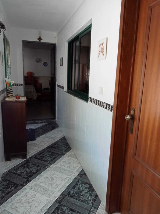 Arrendo moradia  em evora