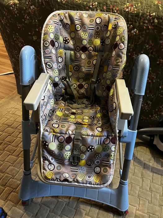 Krzesełko do karmiena