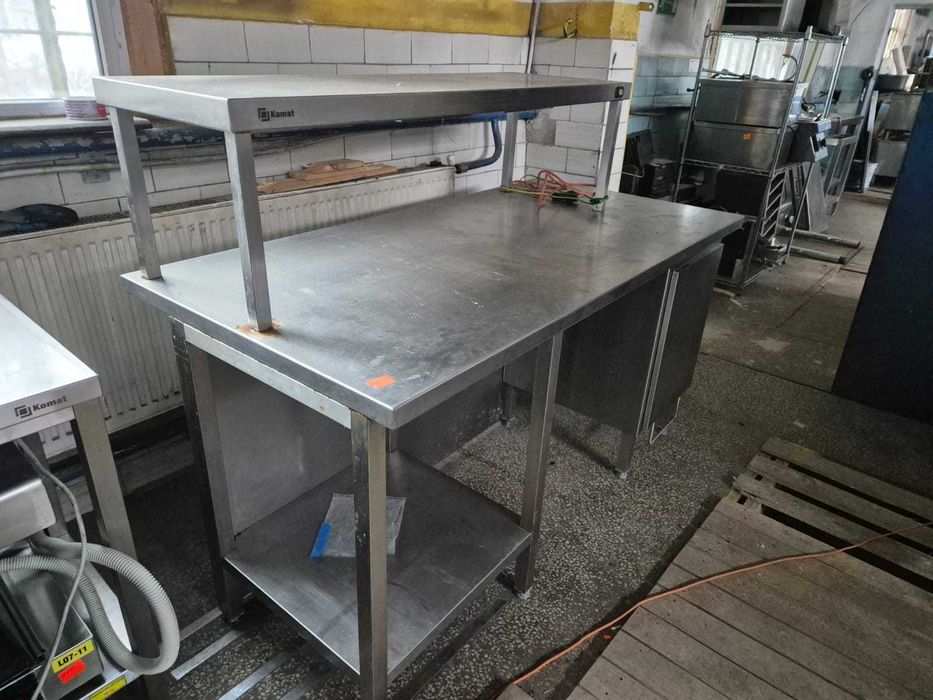 Stół ze stali nierdzewnej z nadstawką grzewczą + kosz 170x83x90 cm