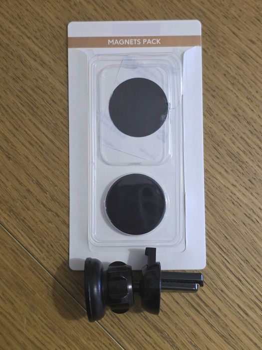 Suporte magnetizado de telemóvel para carro