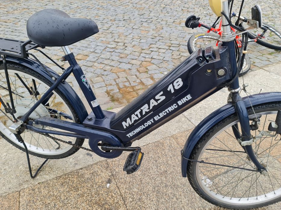 Bicicleta eletrica construcao italiana