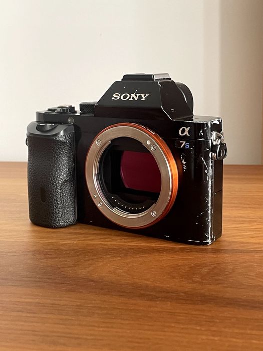 Câmara Full Frame Sony Alpha 7S I