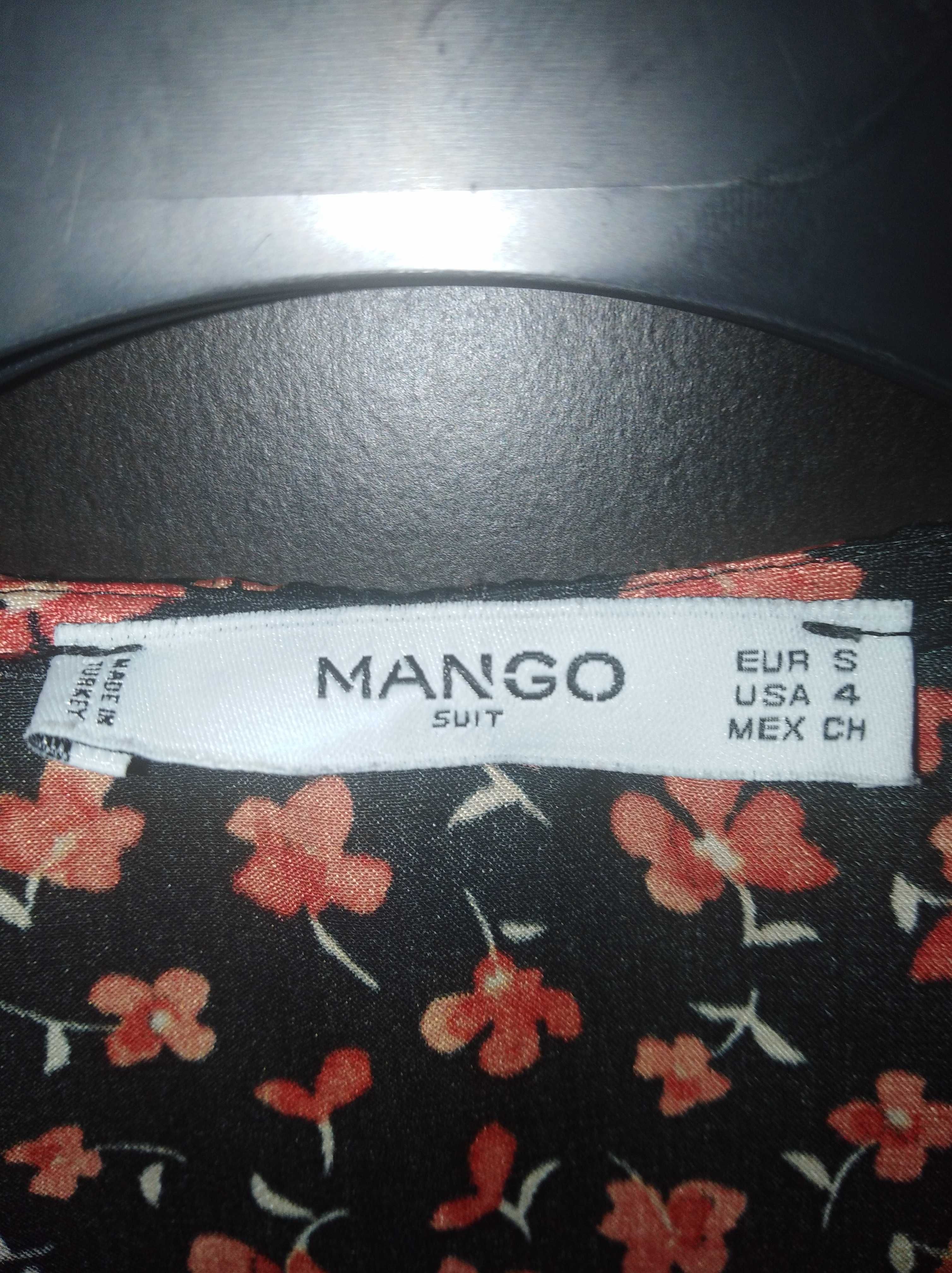 Blusa estampado flores MNG tamanho S