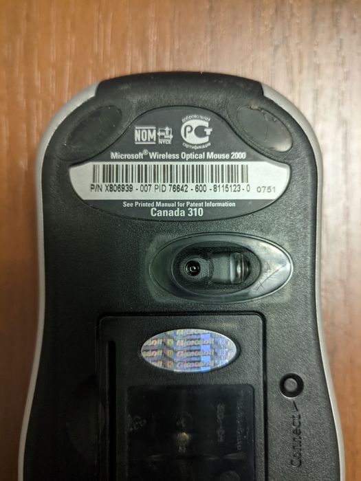 Беспроводная мышь Microsoft Wireless Optical Mouse 2000