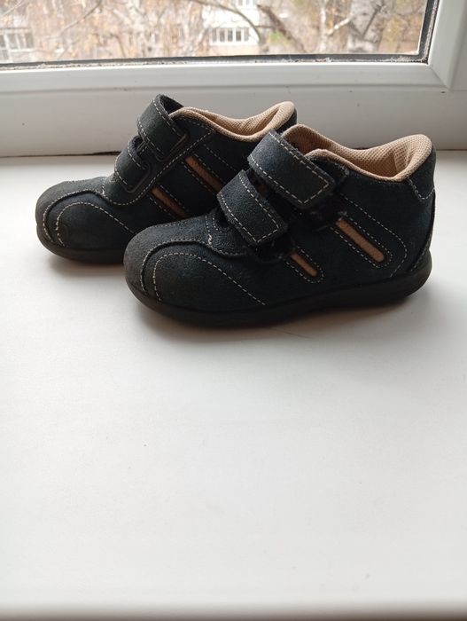 Продам дитячі черевички