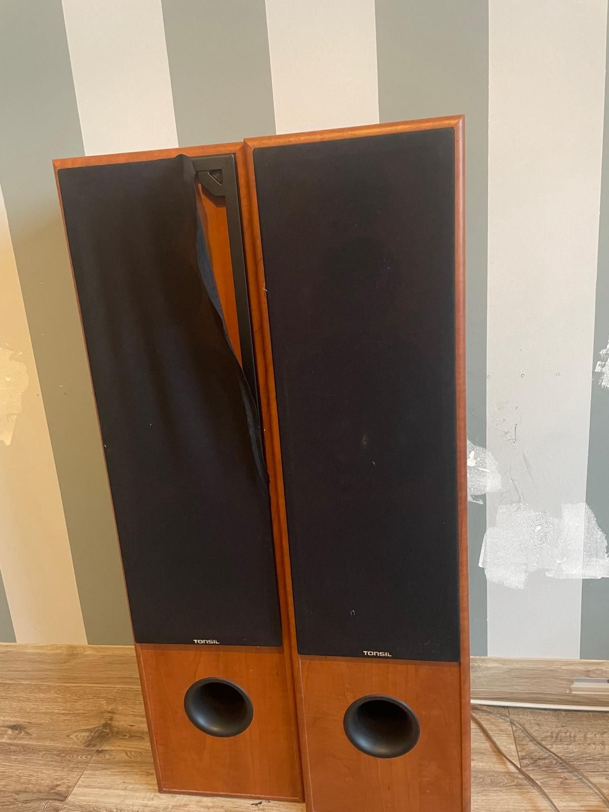 Zestaw kolumny Tonsil Fenix 2, Subwoofer i wzmacniacz Pioneer A209R