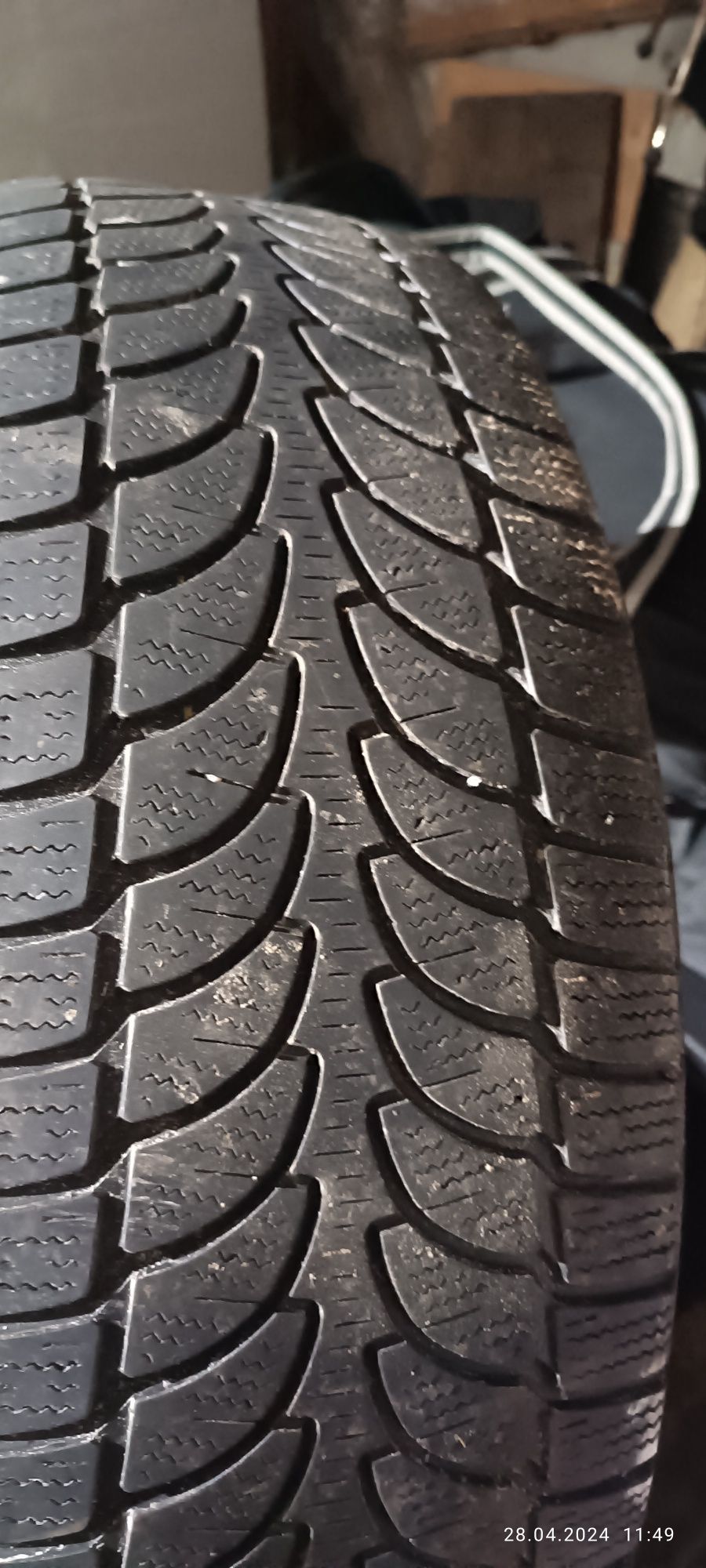 Продам резину на авто розммр 225/65 R 17