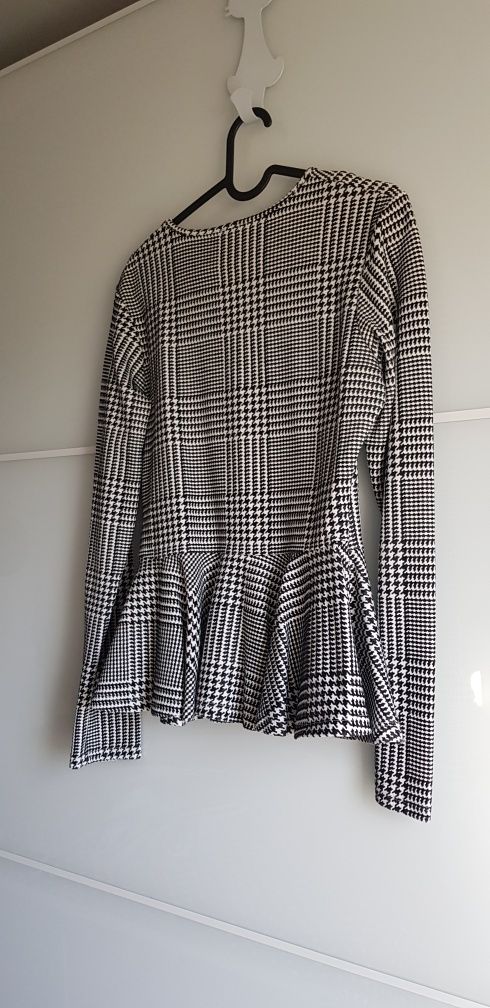 Asos, śliczna bluzka damska,kratka, pepitka, baskinka, czarnobiała,S/M