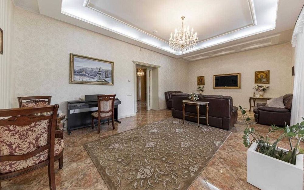 Продаж будинку для великої родини на Київському морі с.Хотянівка