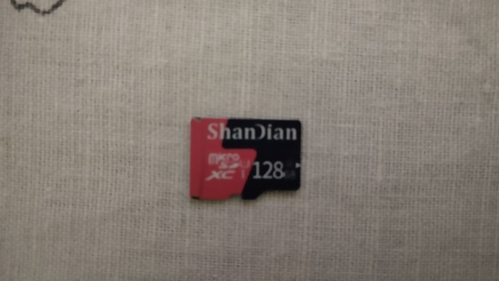 Б/у карта памяти micro SD ShanDian на 128 Гб