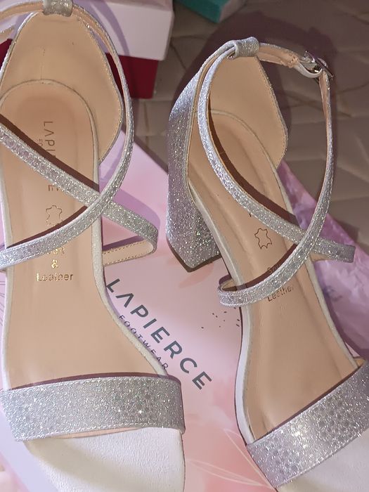 Sapatos salto alto NOVOS