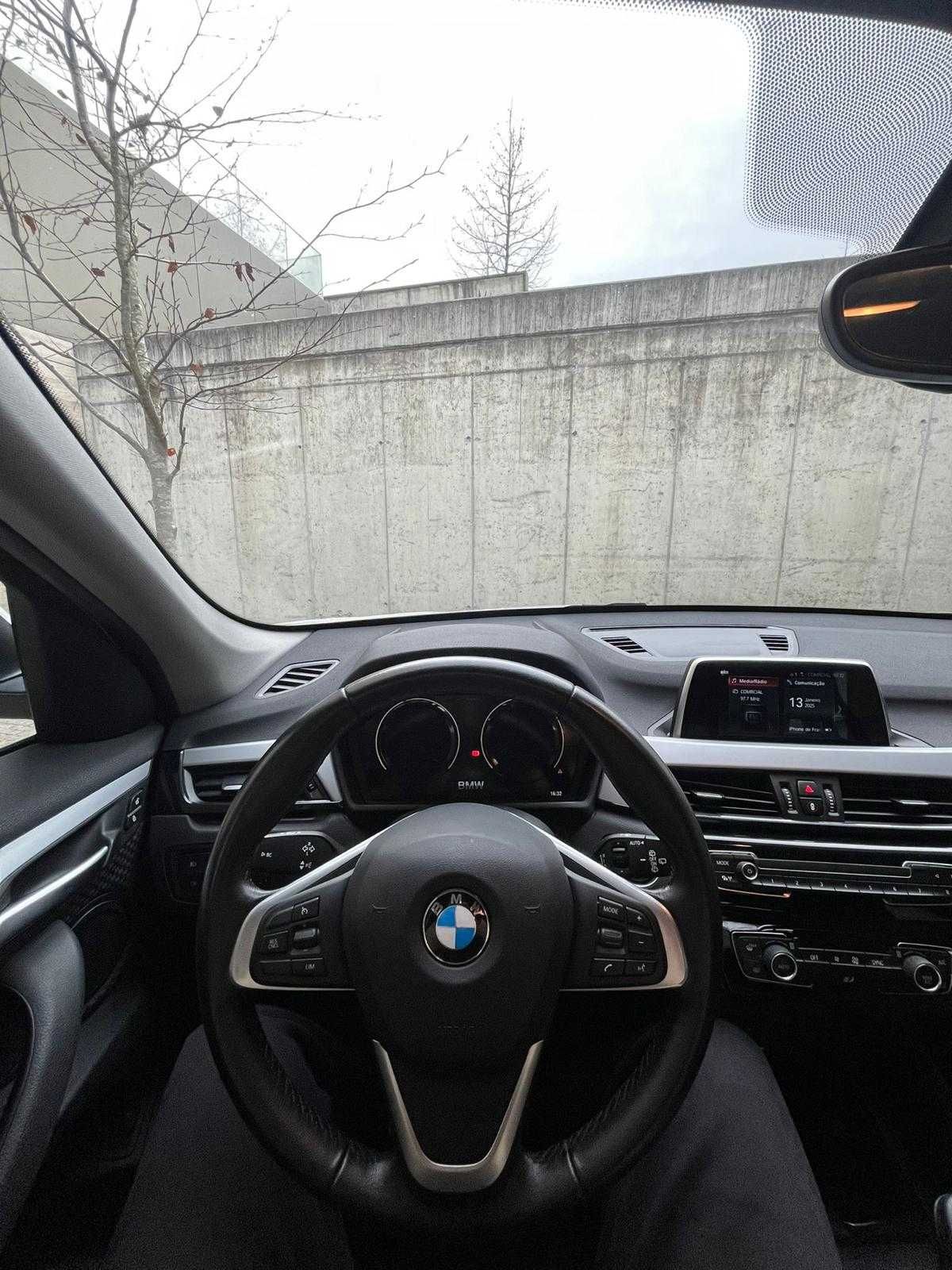 BMW X1 Branco - Poucos KMS