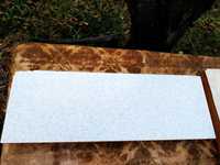 Остаток столешницы LuxeForm с капиносом 33,5 см х 60 см