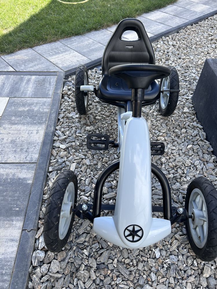 Gokart na pedała do 50 kg dla dzieci