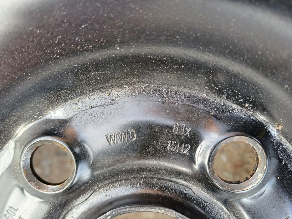 Jak nowe oryginalne felgi 15" 5x112 et47 6J VW Caddy VW Golf 7 Touran