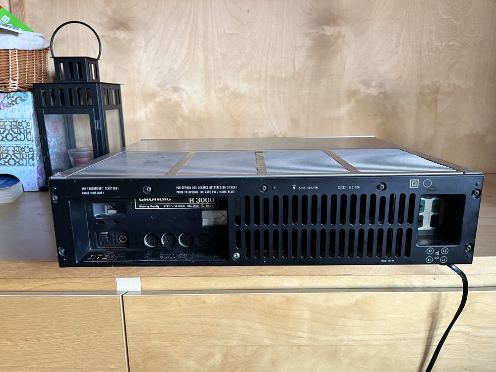 Amplituner Grundig R3000